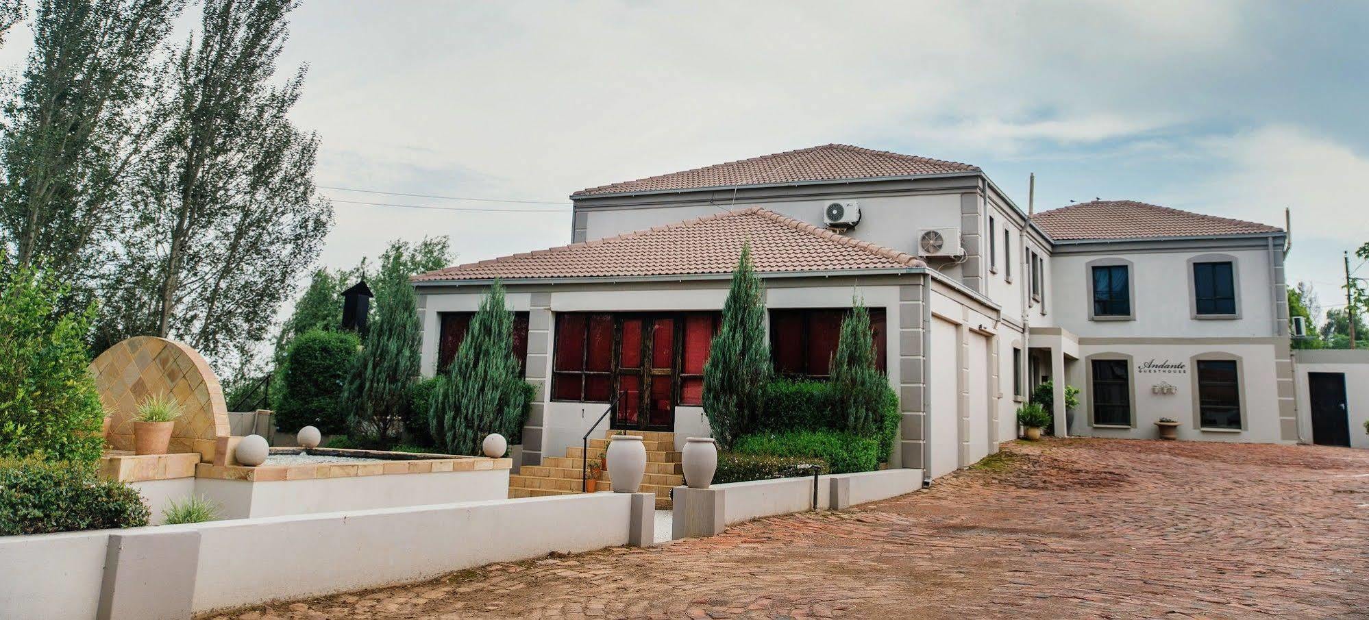 Altissimo Guesthouse Bloemfontein Eksteriør bilde